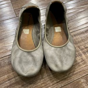 Vivobarefoot gray flats size 40 (9 US)